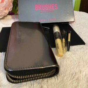 Bobbi Brown Chrome Mini Brush Set Plus Case NIB